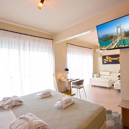 John'S Hotel Халкис Екстериор снимка