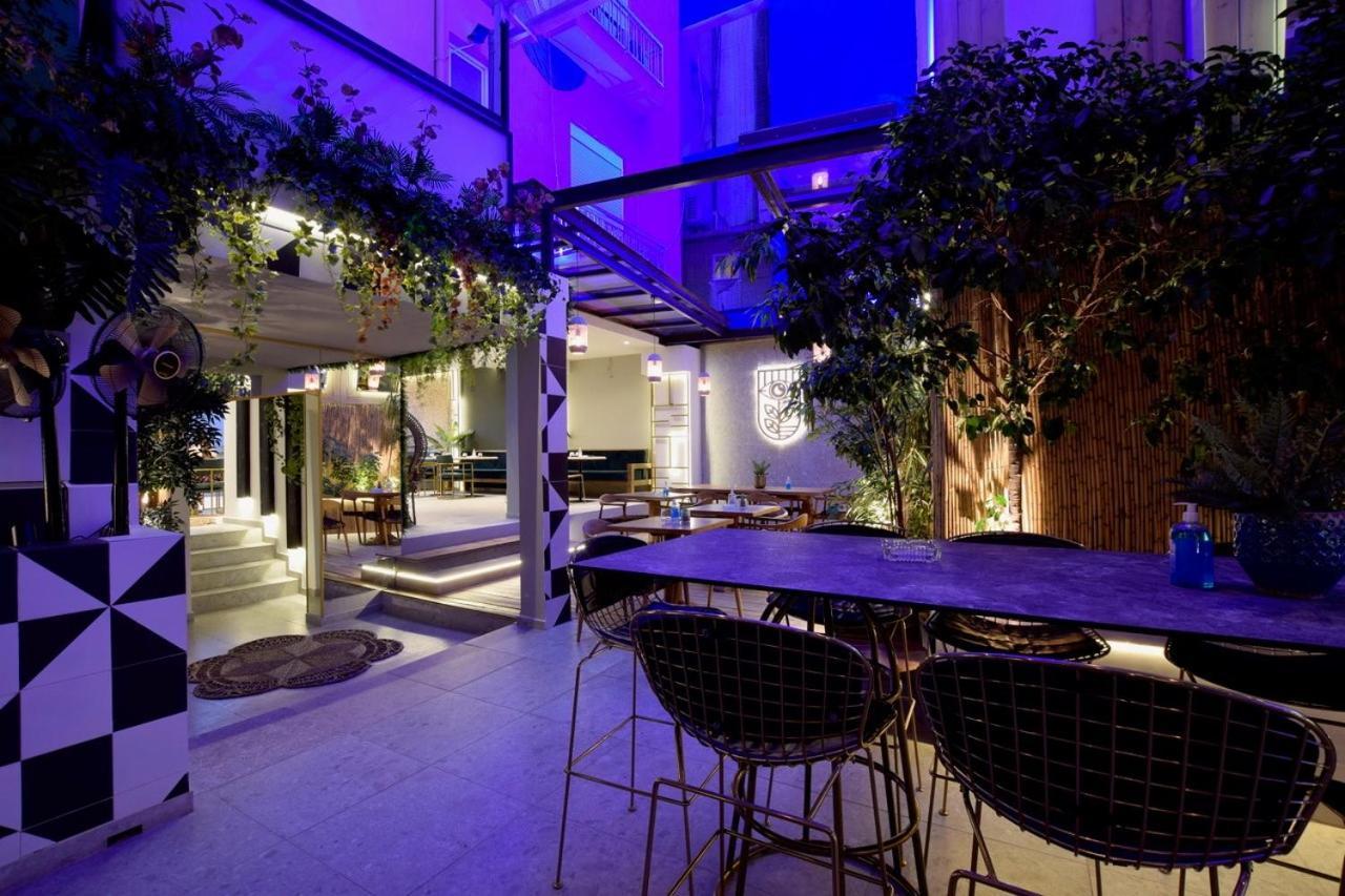 John'S Hotel Халкис Екстериор снимка