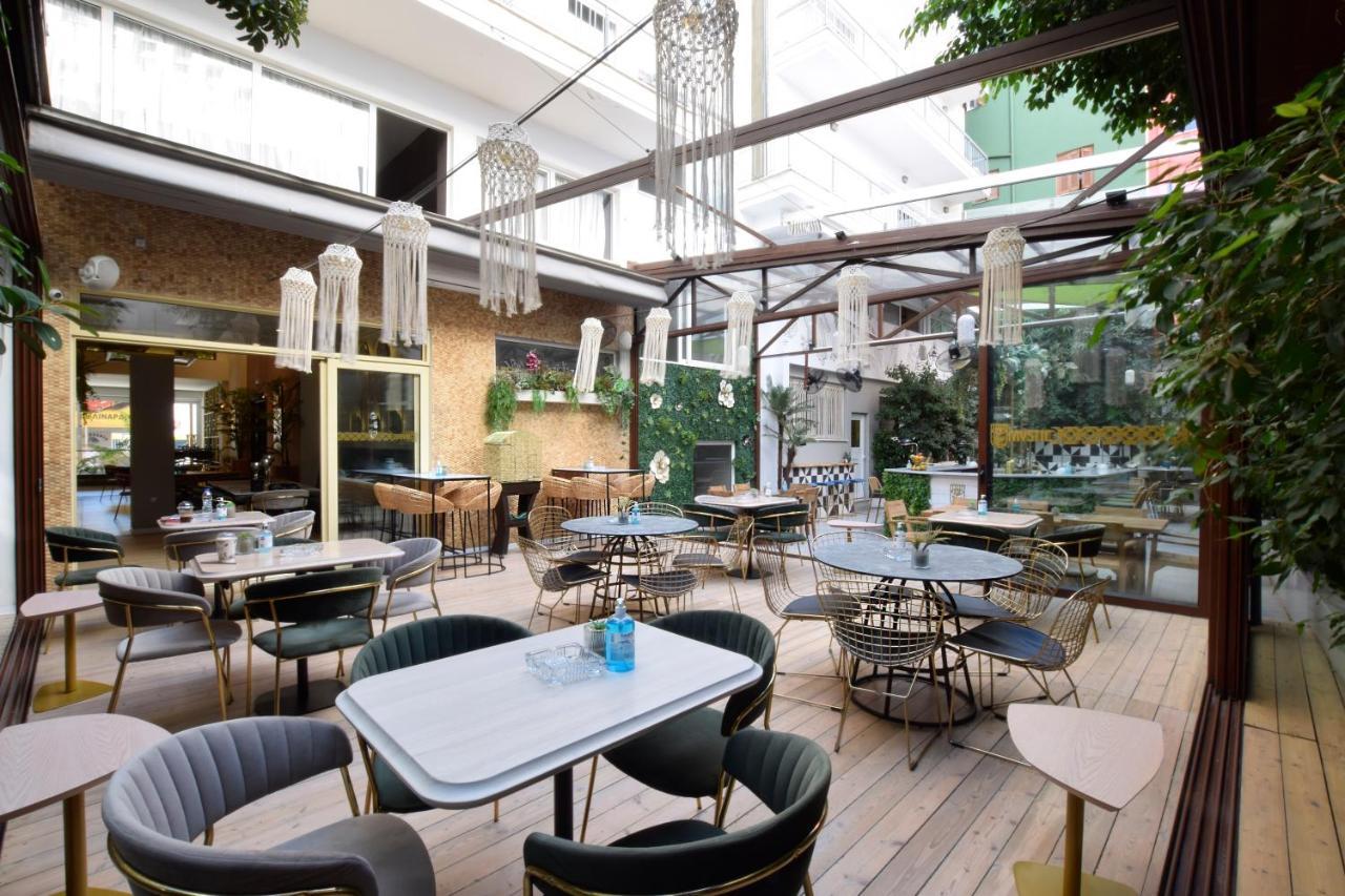 John'S Hotel Халкис Екстериор снимка