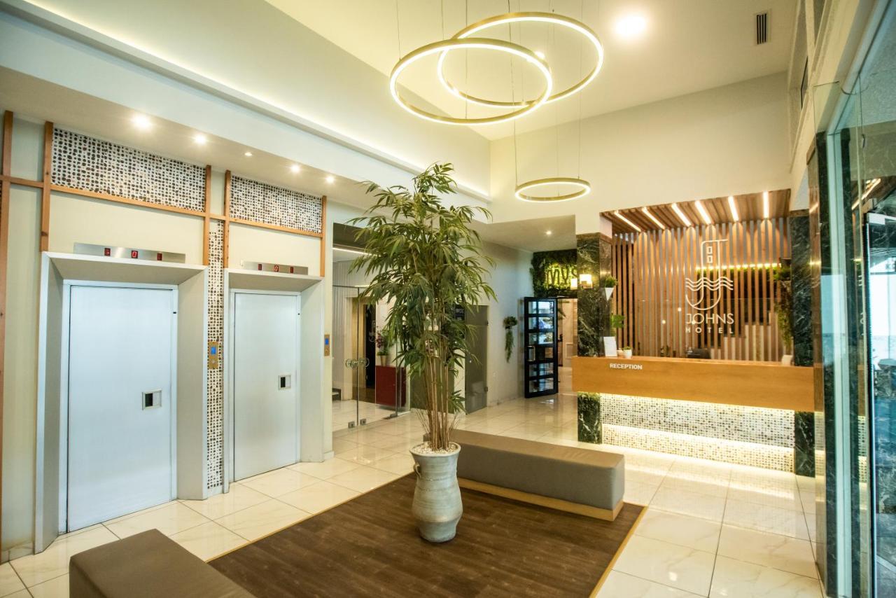 John'S Hotel Халкис Екстериор снимка